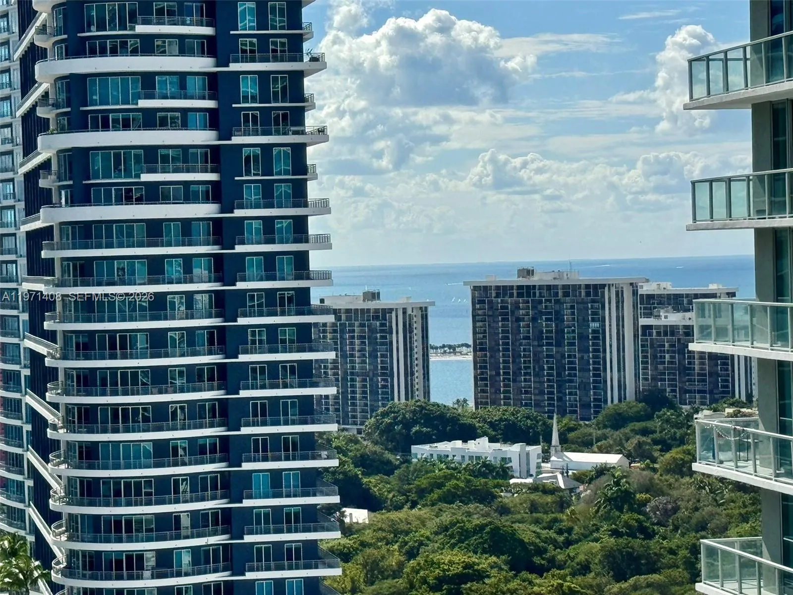 1111 SW 1st Ave # 3018, Miami FL 33130