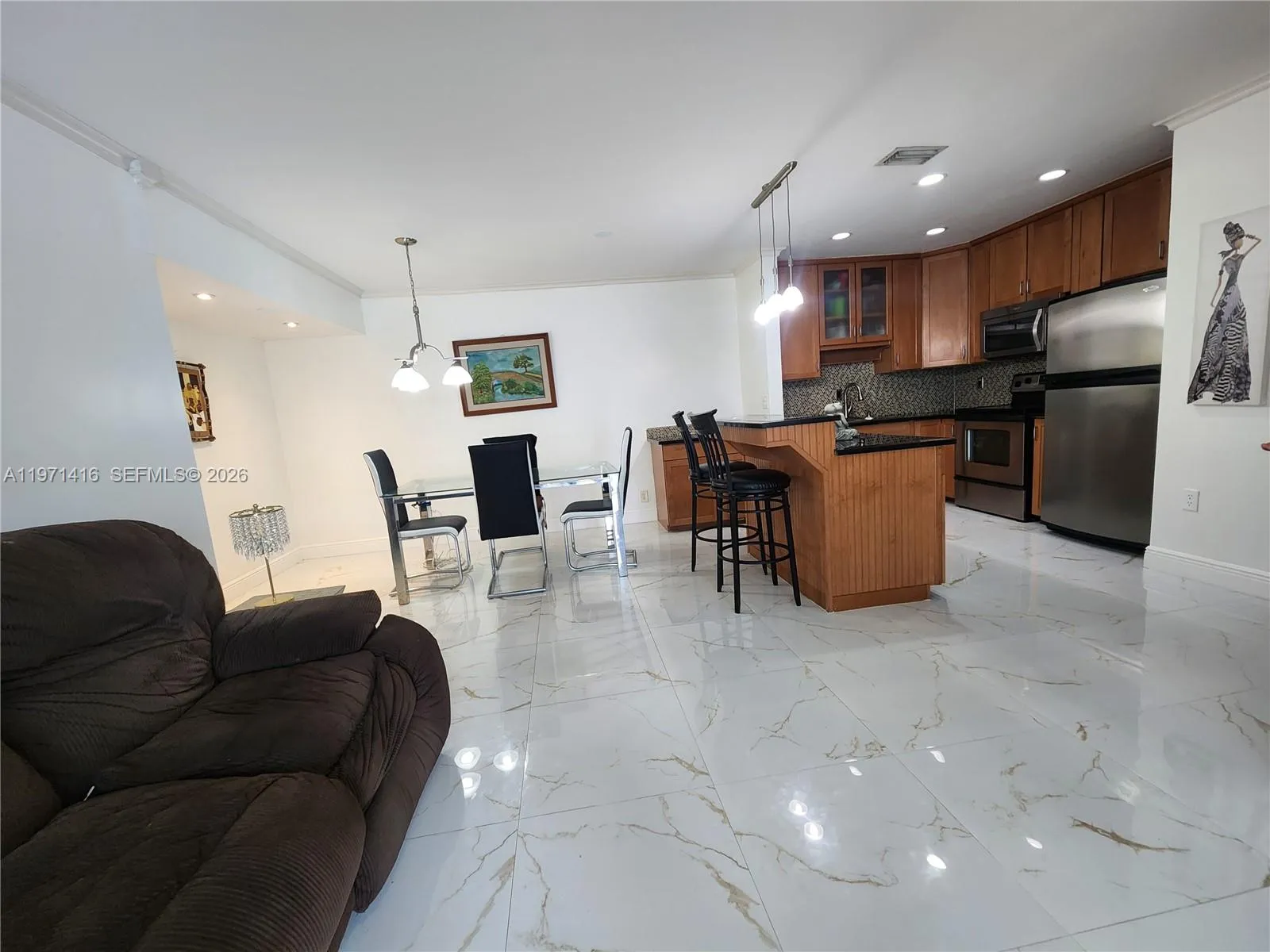 160 Cypress Club Dr # 608, Pompano Beach FL 33060