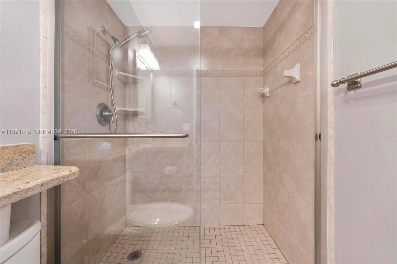 1000 NE 14th Ave # 602, Hallandale Beach FL 33009