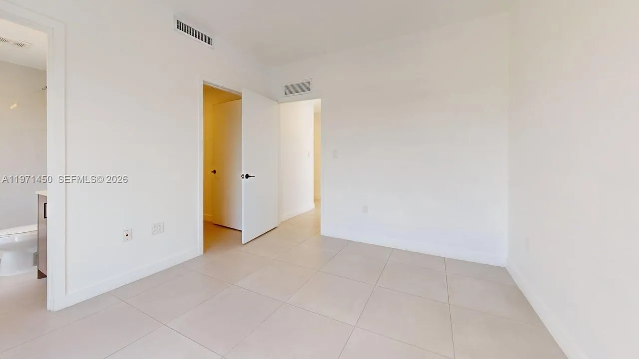 13822 SW 262 St, Homestead FL 33032