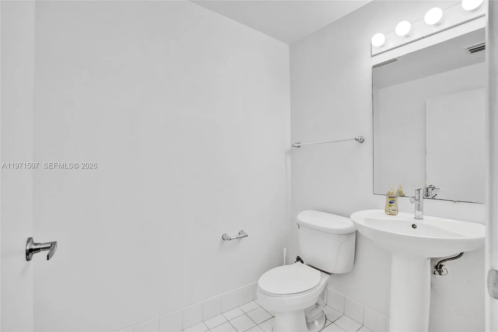 601 NE 36th St # 1908, Miami FL 33137