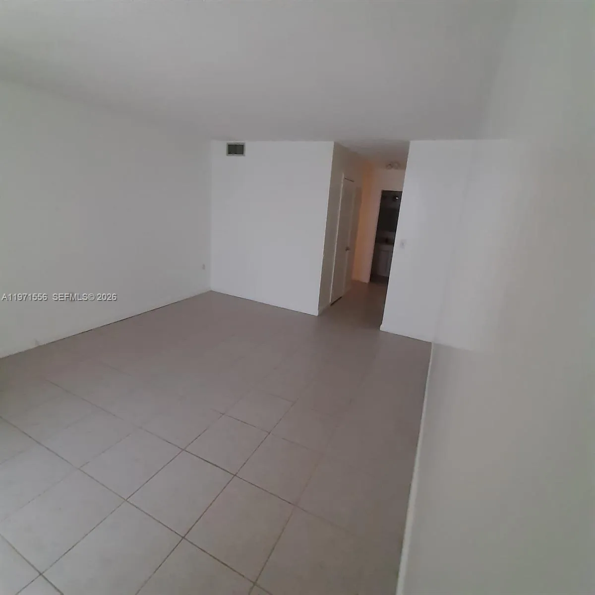 2750 NE 183rd St # 1912, Aventura FL 33160
