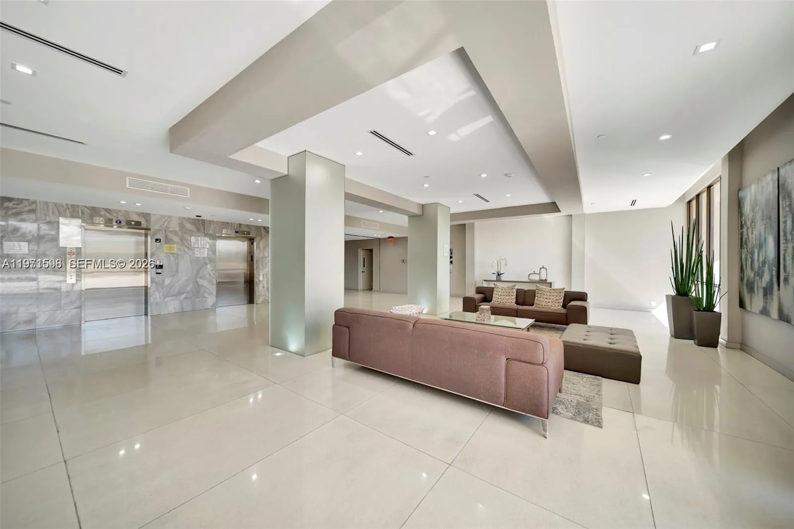 20379 W Country Club Dr # 2336, Aventura FL 33180