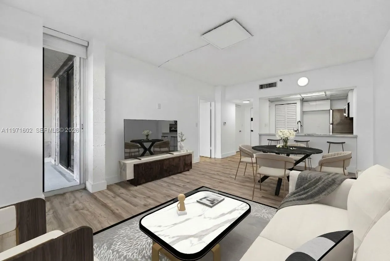 1 bedroom 1 bath for sale at 540 Brickell Key Dr # 414, Miami FL 33131