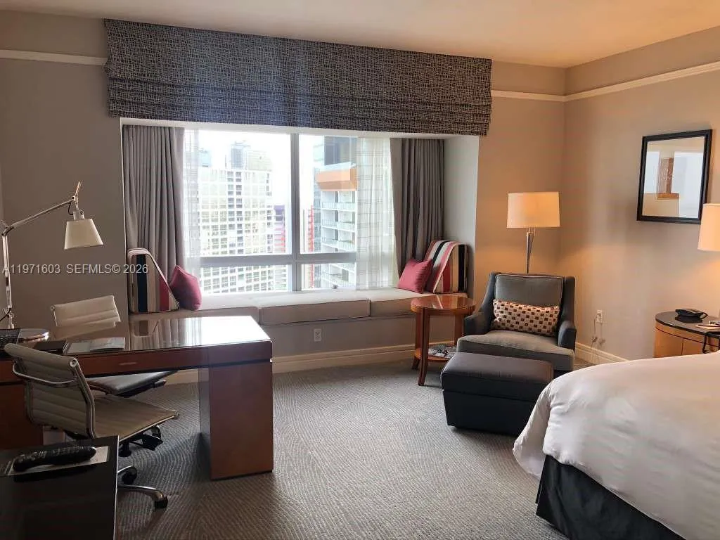 1435 Brickell Ave # 3505, Miami FL 33131