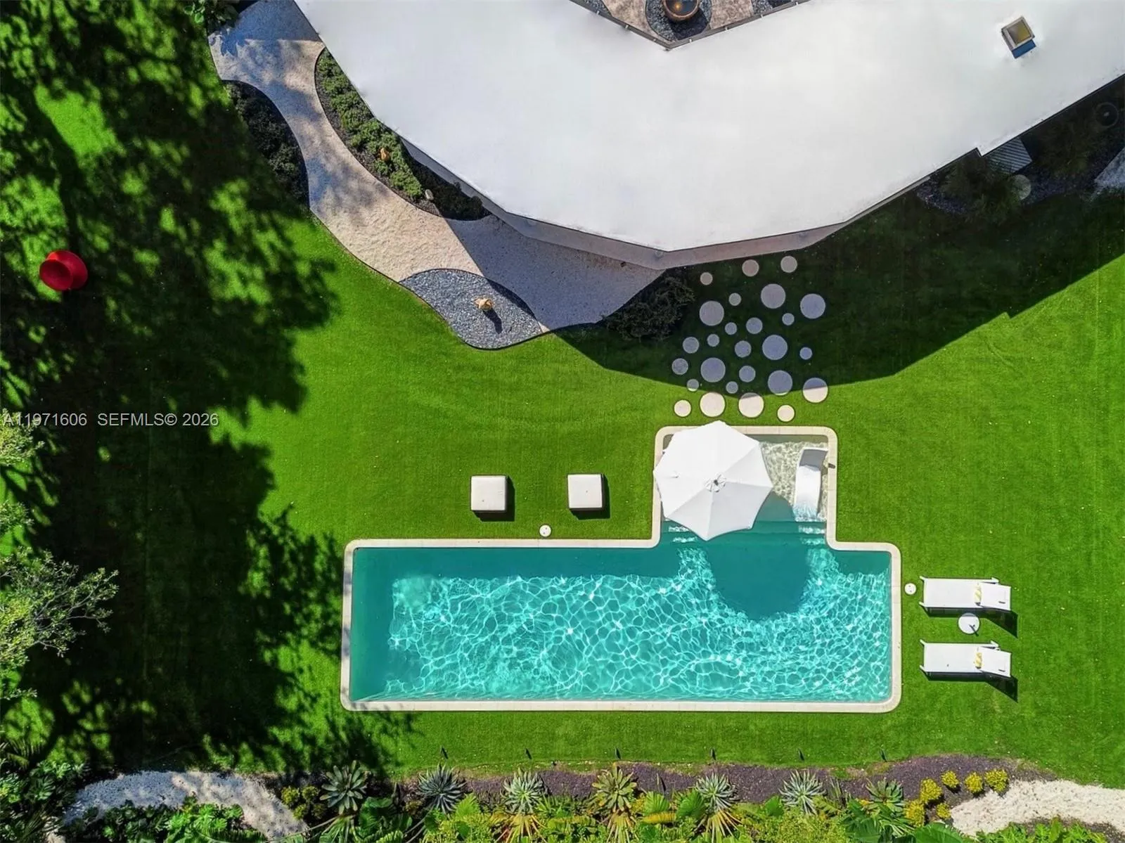 5 bedroom 5 bath for sale at 500 NE 96th St, Miami Shores FL 33138