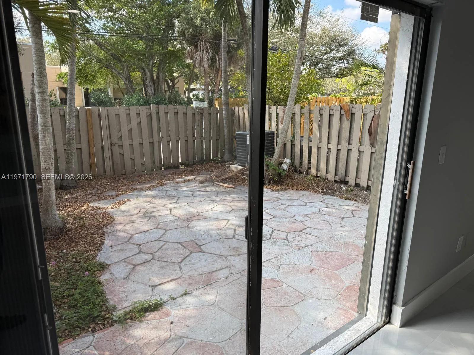 2700 N 34th Ave # I, Hollywood FL 33021