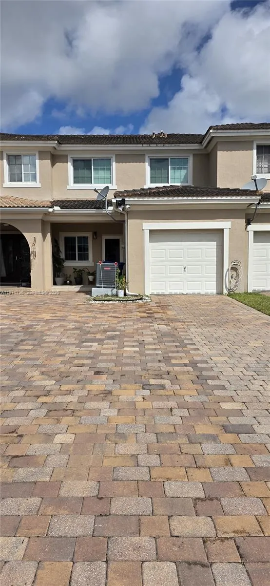 13950 SW 276th St, Homestead FL 33032