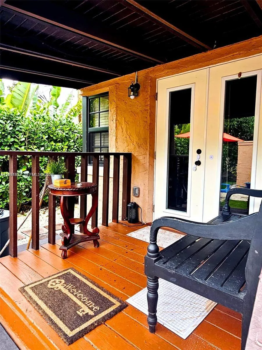 2109 Red Rd, Coral Gables FL 33155