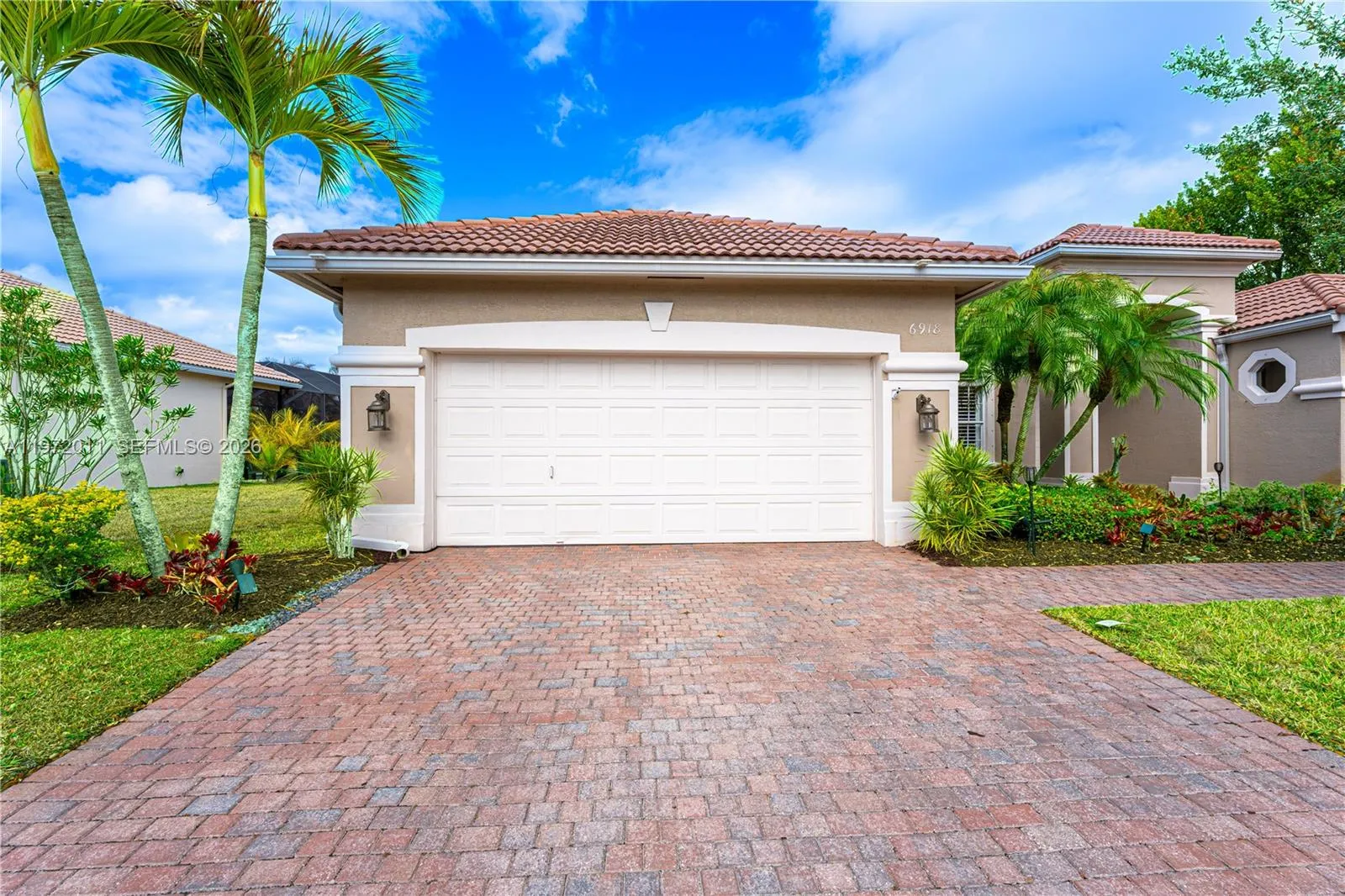 6918 SE Sleepy Hollow Ln, Stuart FL 34997