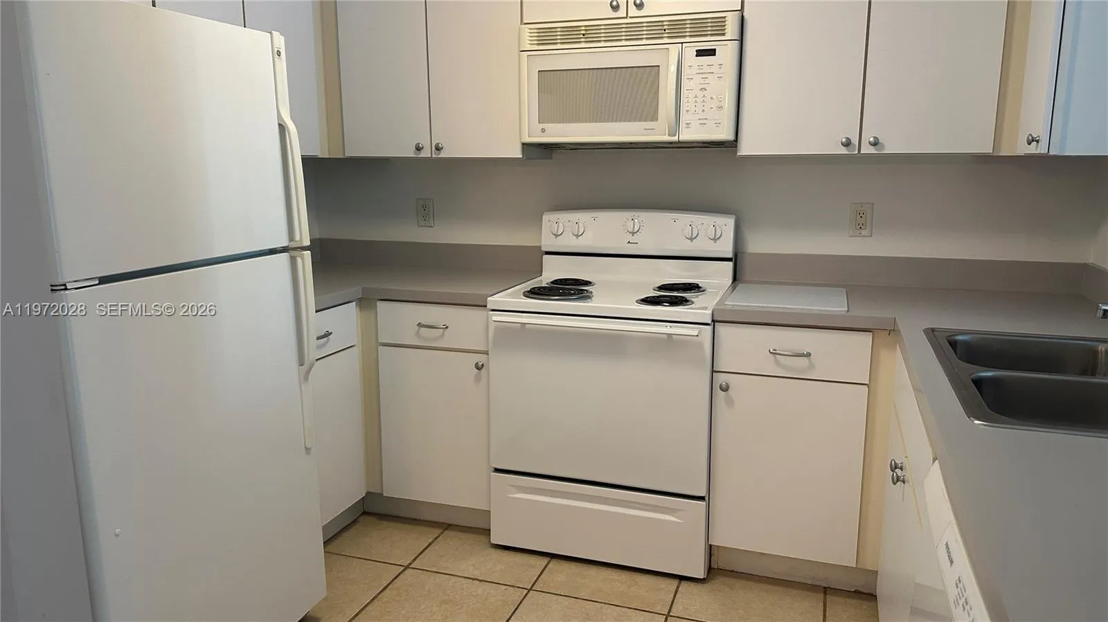 1 bedroom 1 bath for sale at 1250 S Miami Ave # 1012, Miami FL 33130