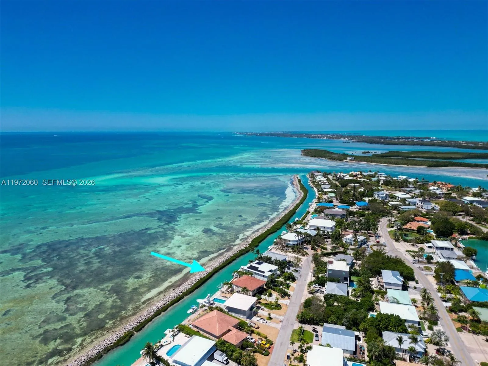 3 bedroom 3 bath for sale at 250 W Seaview Circle, Duck FL 33050