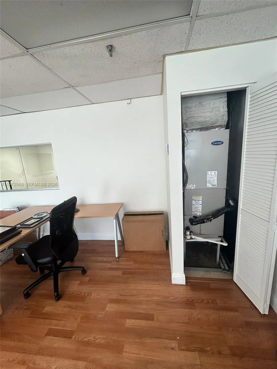 6910 NW 50th St # 1, Miami FL 33195