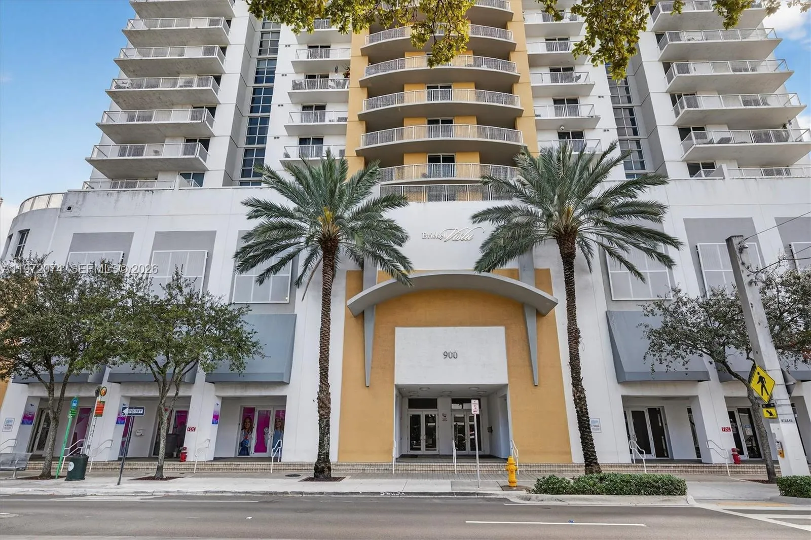 900 SW 8th St # 505, Miami FL 33130
