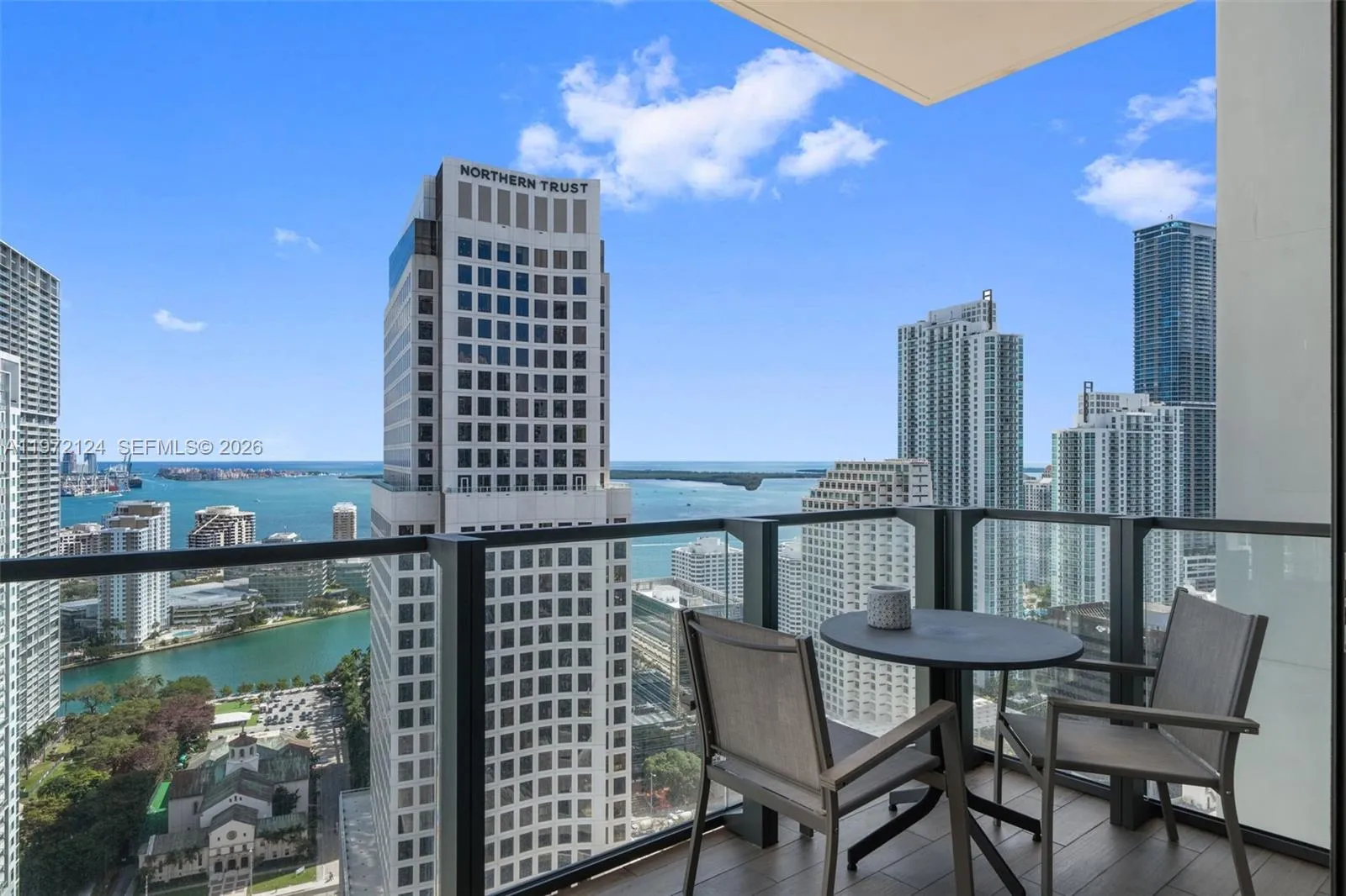 2 bedroom 2 bath for sale at 68 SE 6th St # 3209, Miami FL 33131