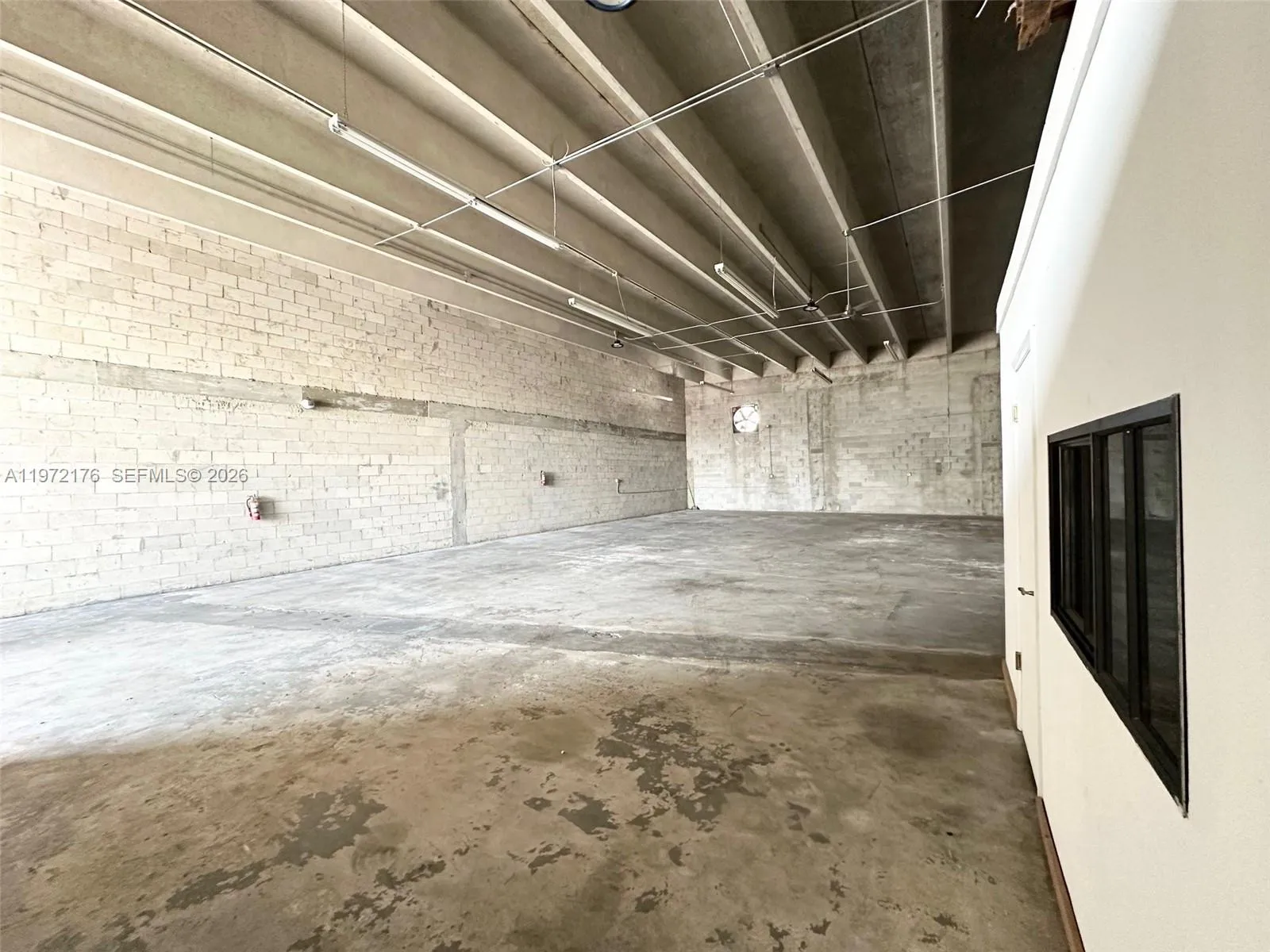 5220 NW 72nd Ave # B23, Miami FL 33166