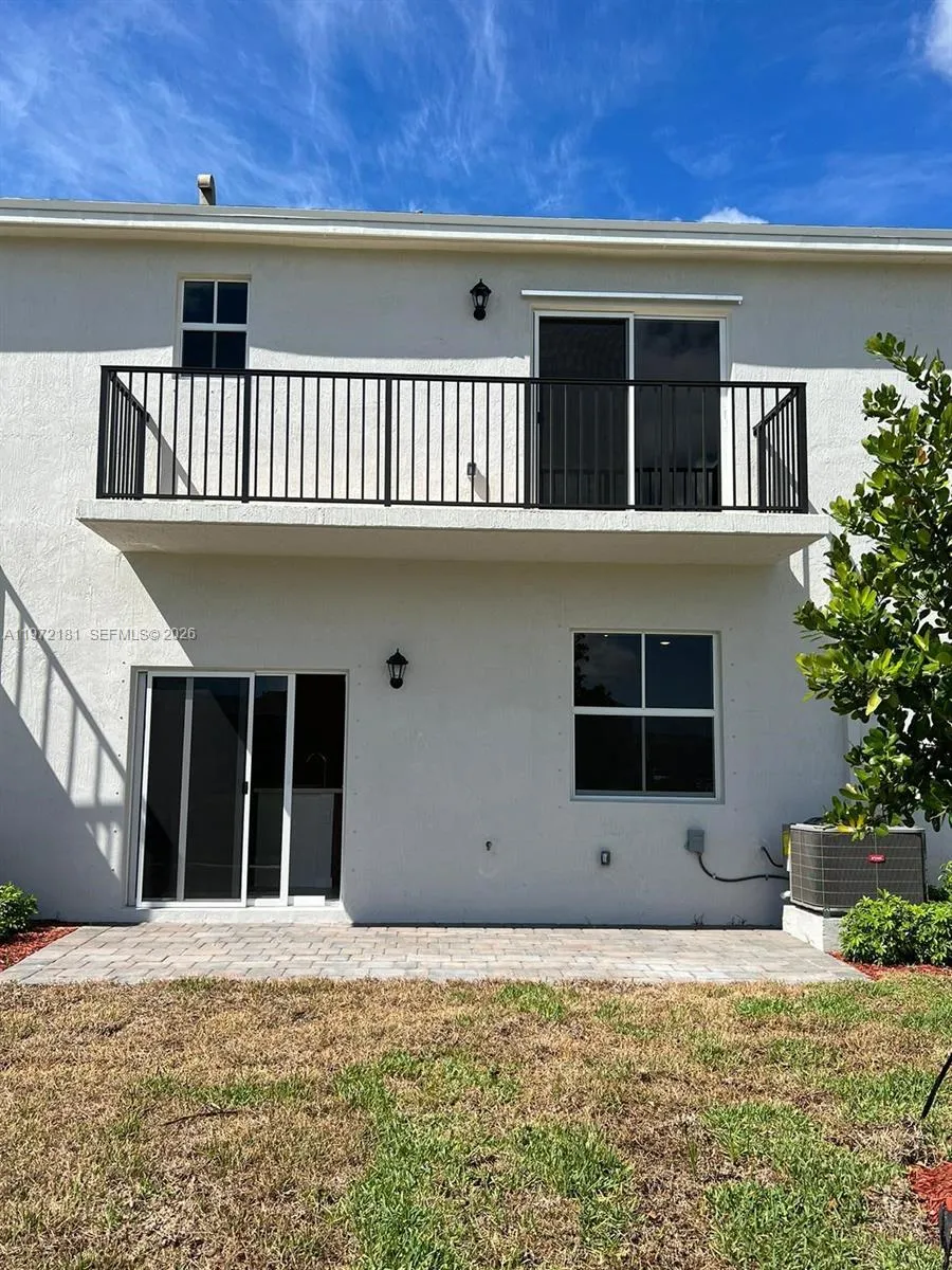 1765 SE 7th Ter, Homestead FL 33034