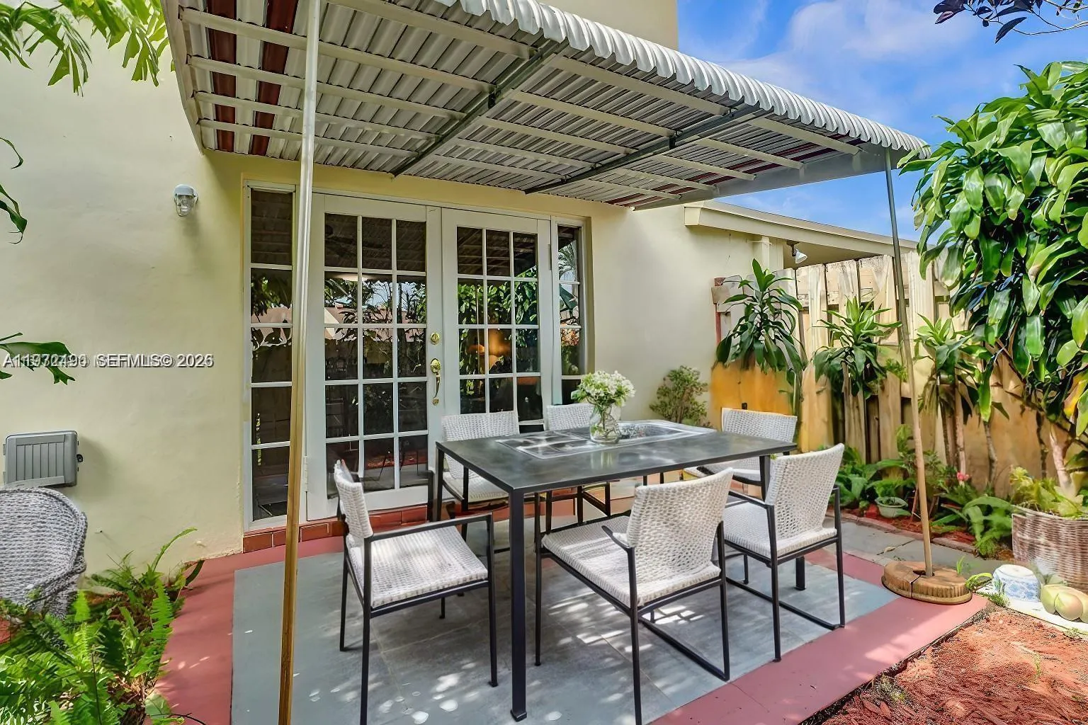 3021 NW 68th St # 11G, Fort Lauderdale FL 33309