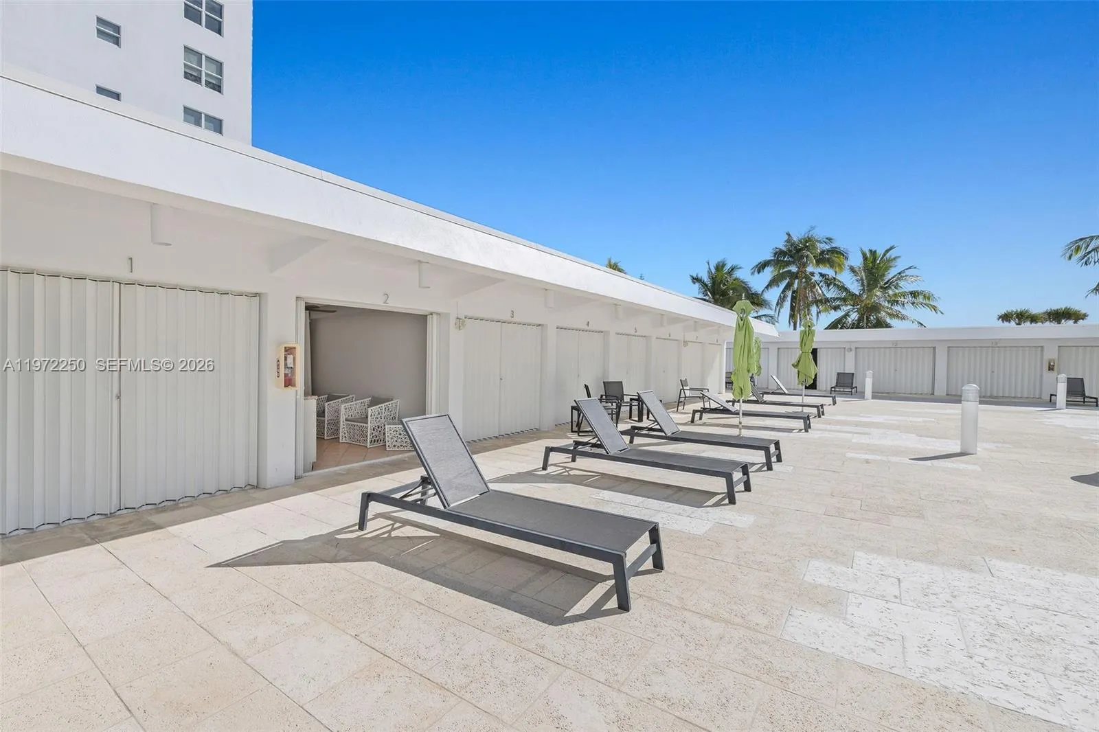 4925 Collins Ave, Miami Beach FL 33140