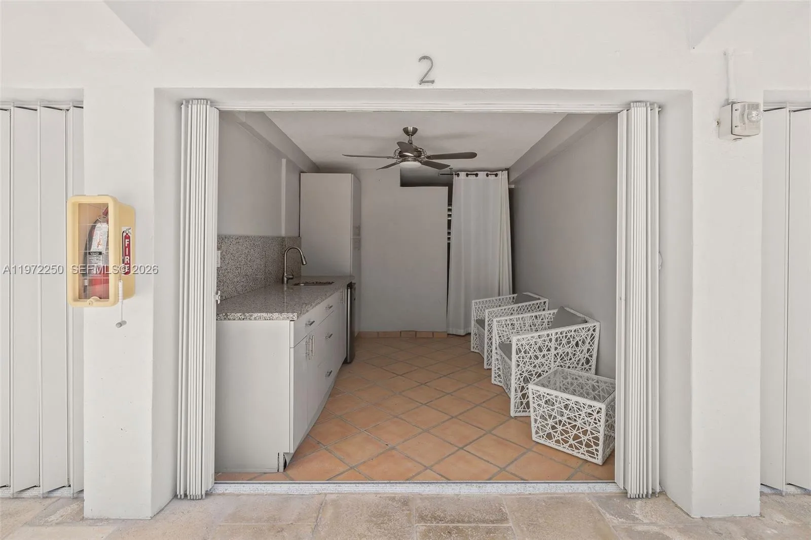 4925 Collins Ave, Miami Beach FL 33140