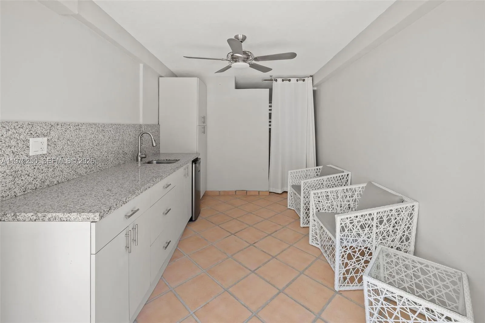4925 Collins Ave, Miami Beach FL 33140
