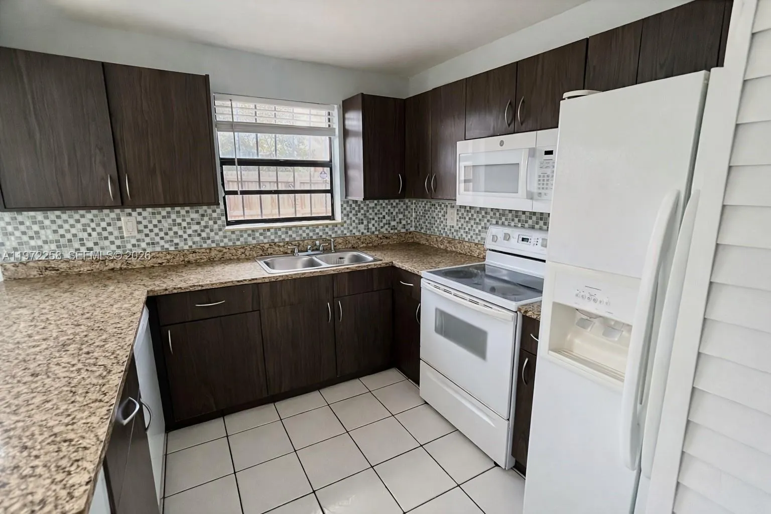 10900 NW 7th St # 101, Miami FL 33172