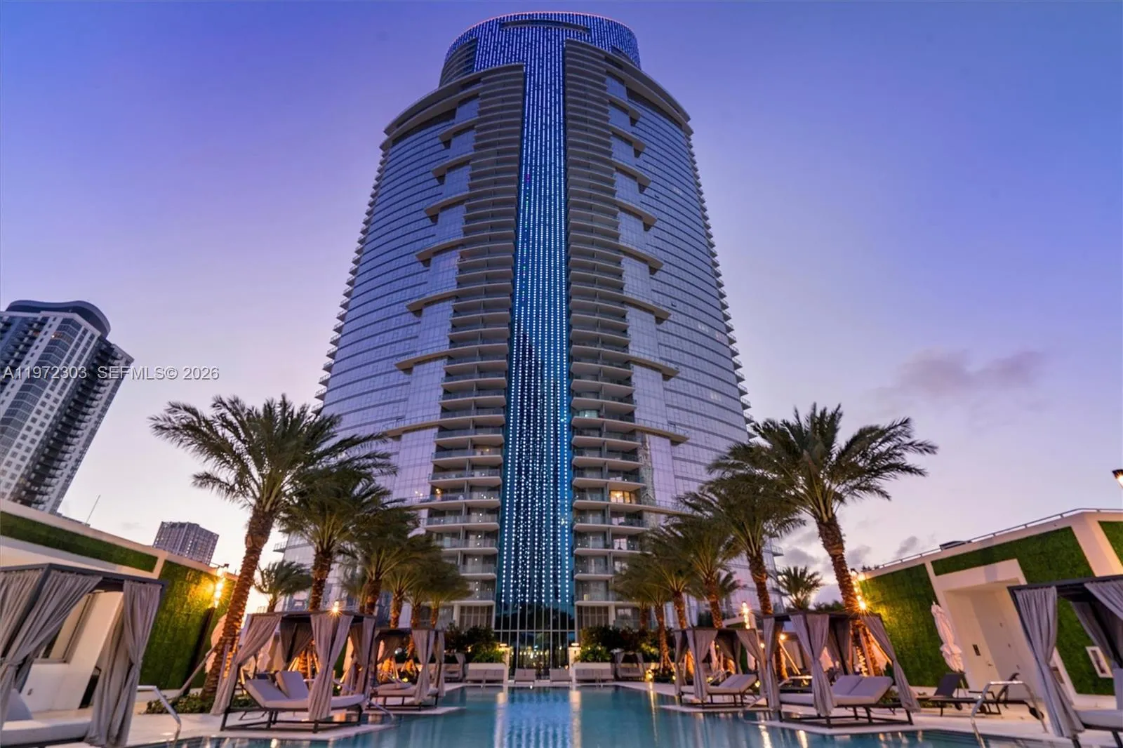 851 NE 1st Ave # 1712, Miami FL 33132