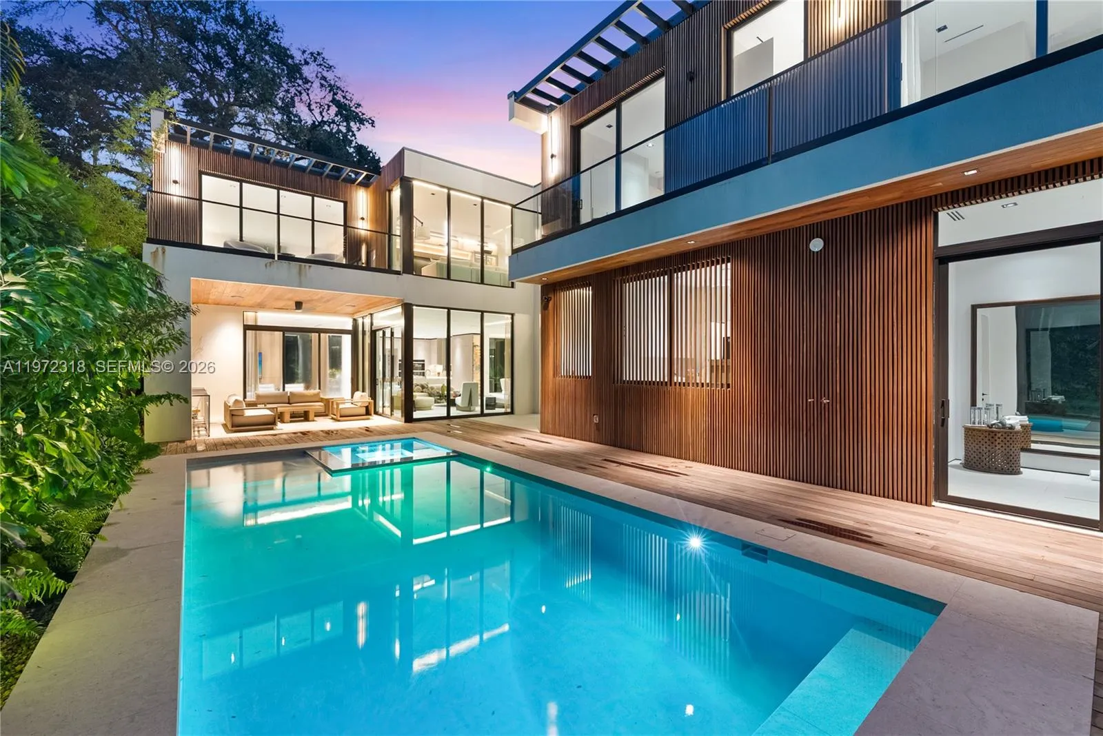 7 bedroom 7 bath for sale at 2800 Calusa St, Miami FL 33133