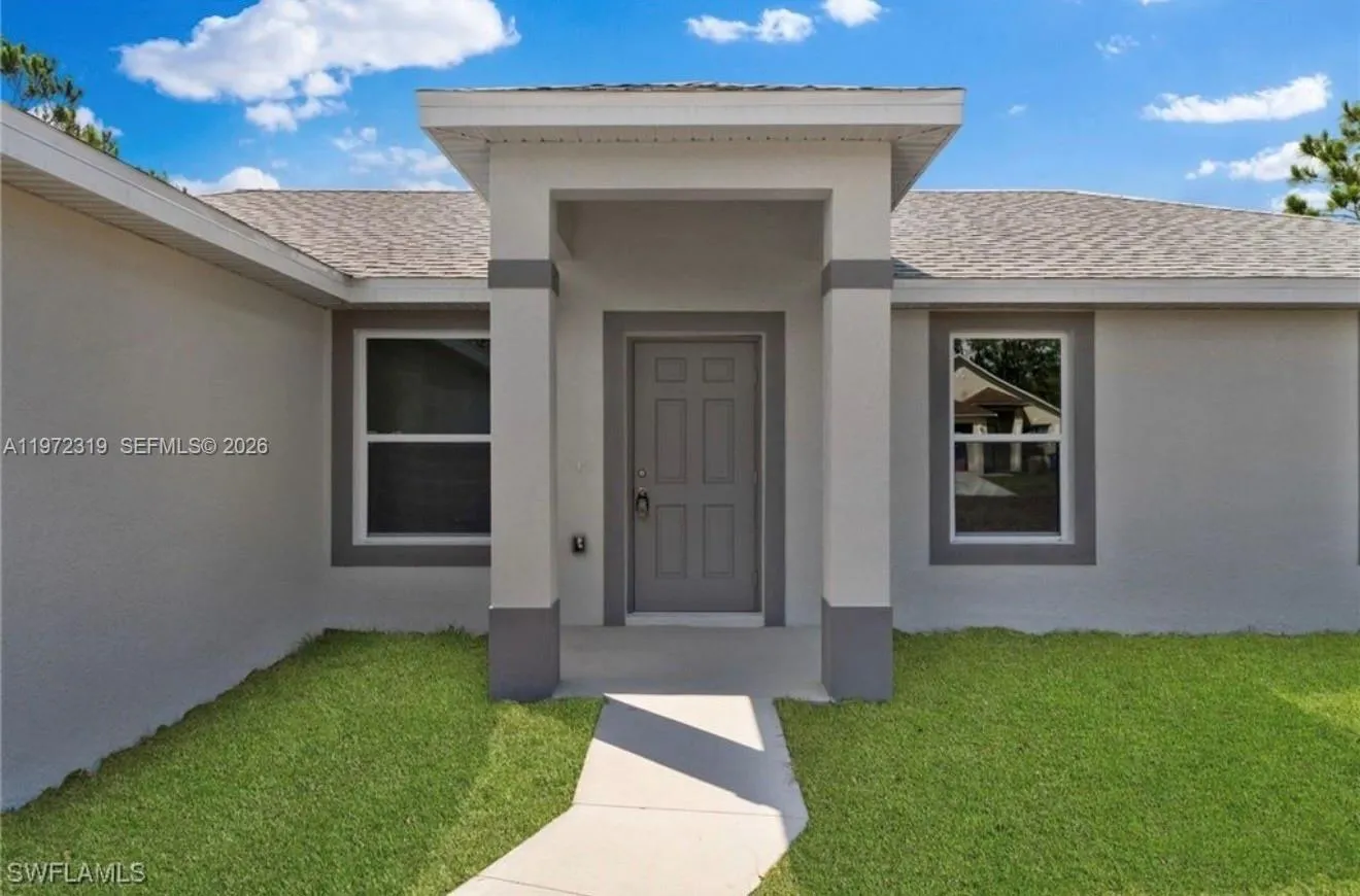 237 Narcissus AV, Lehigh Acres FL 33974