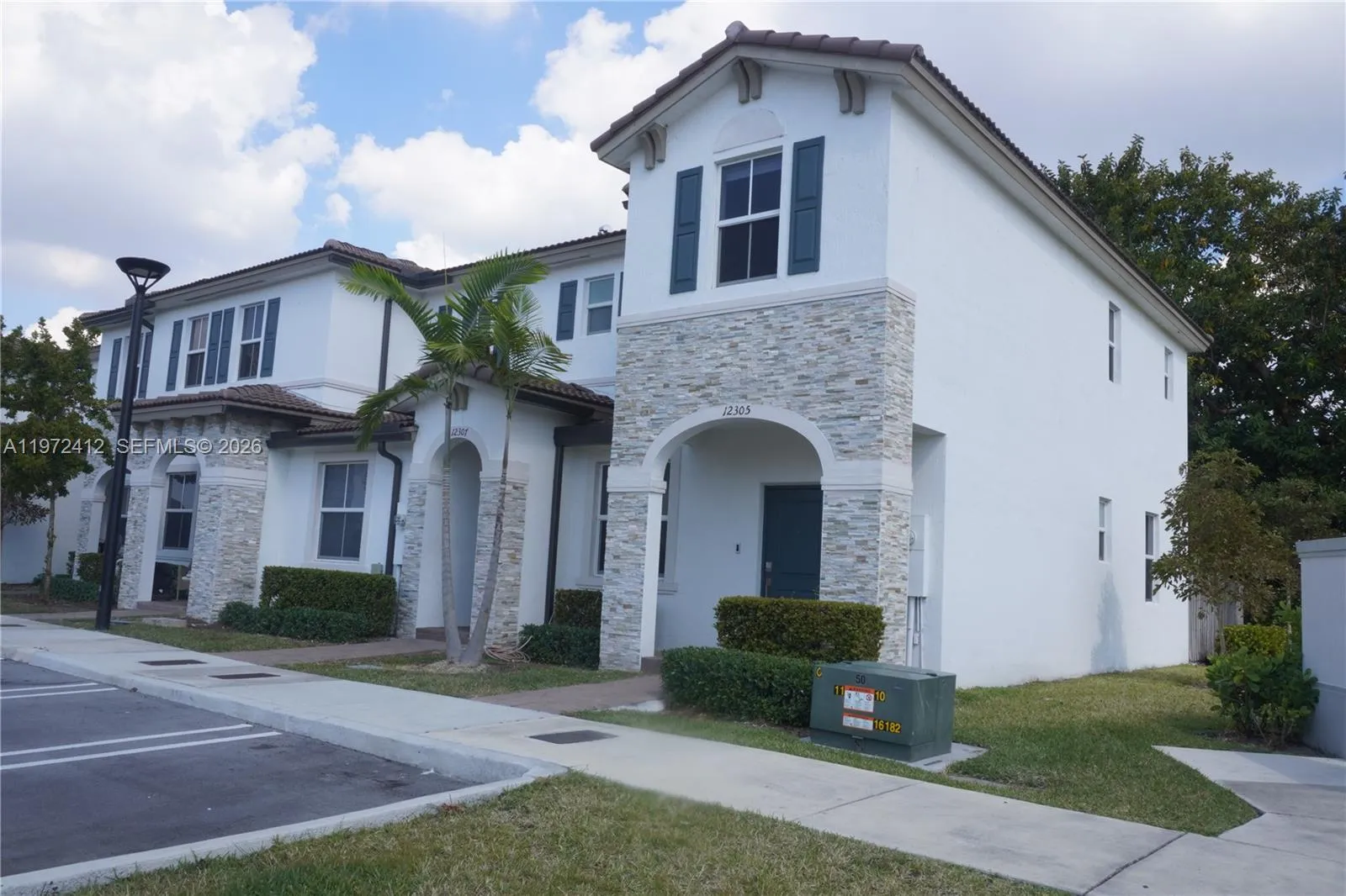 12305 NW 23 Ct, Miami FL 33167