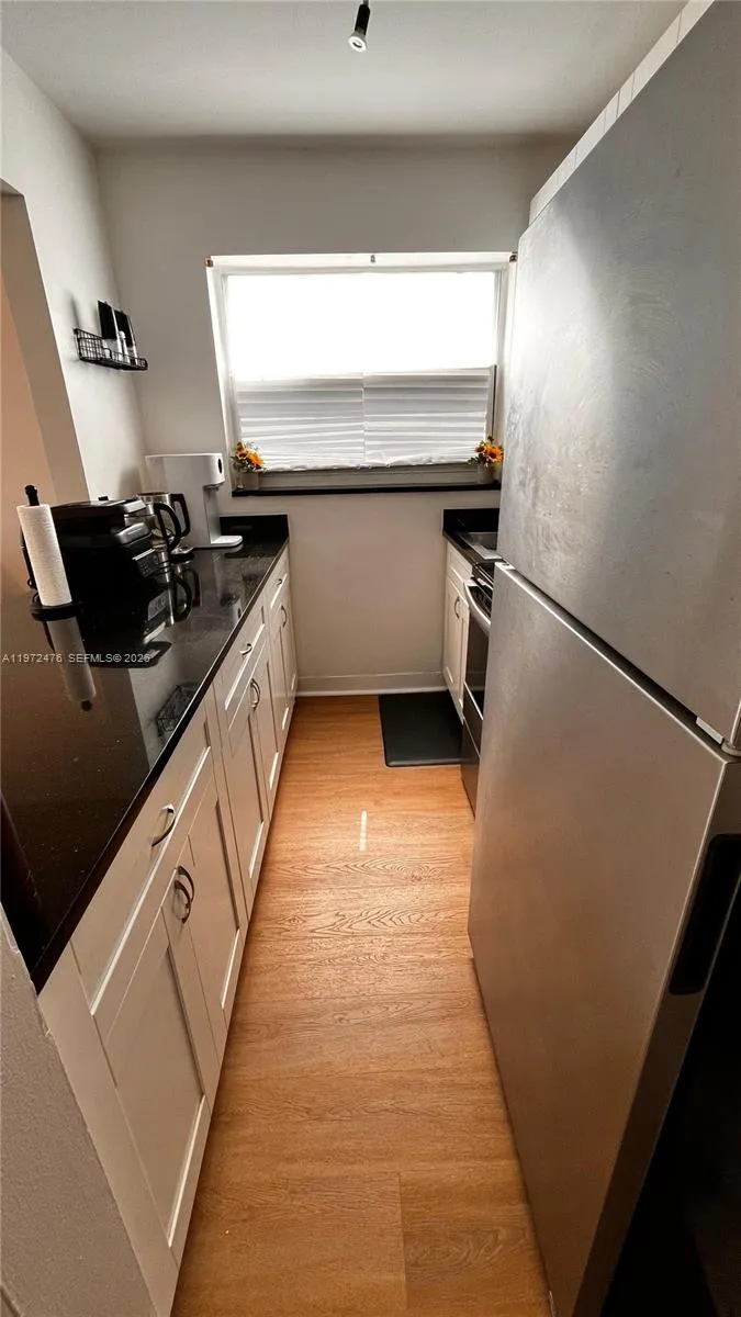 1990 Marseille Dr # 407, Miami Beach FL 33141
