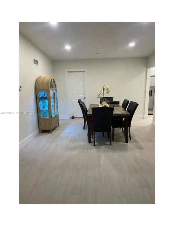 10842 NE 2nd Ct, Miami FL 33161