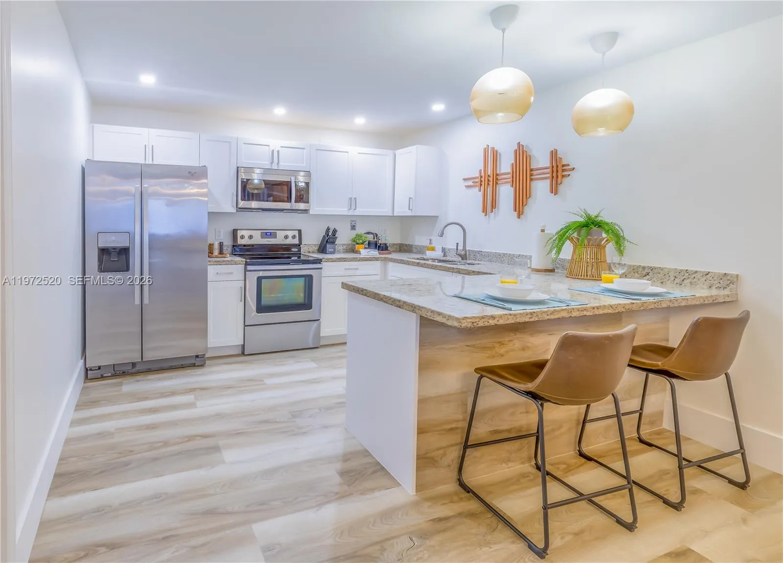 1762 NW 15th St, Miami FL 33125