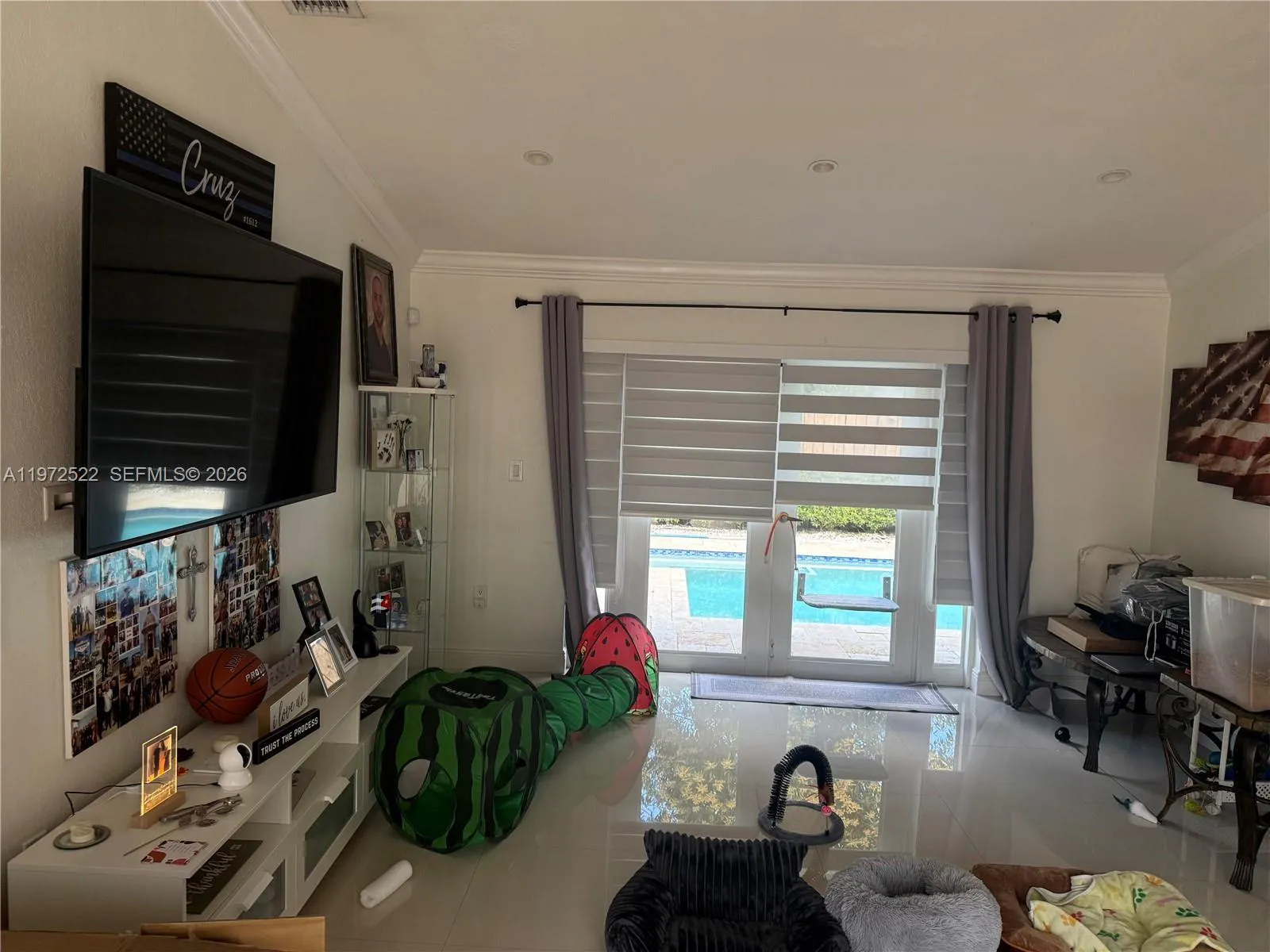 19633 NW 62nd Pl, Miami FL 33015