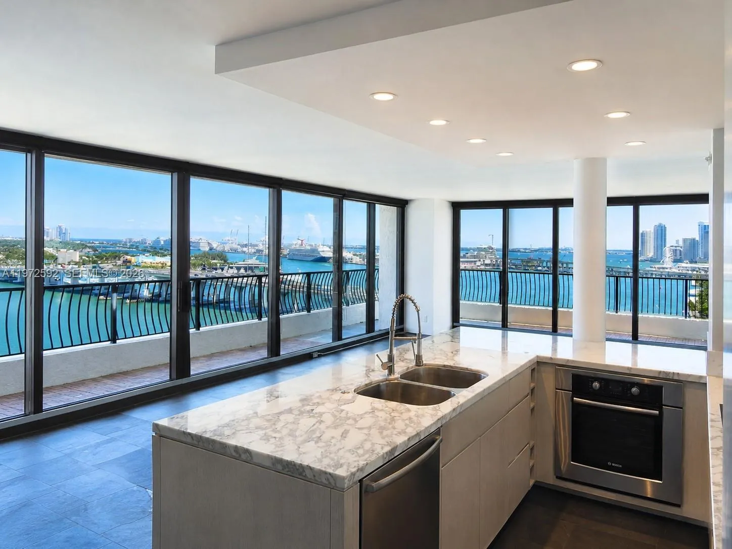 555 NE 15th St # 20A, Miami FL 33132