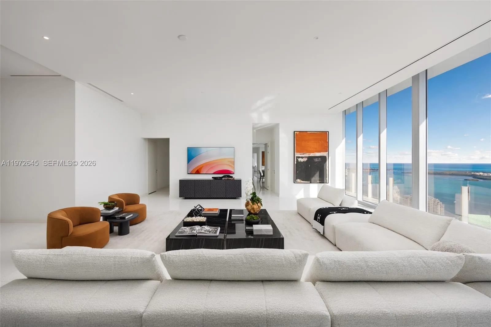 300 Biscayne Boulevard Way, Miami FL 33131