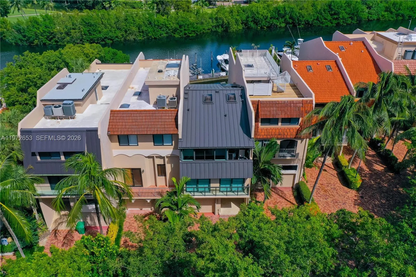 5990 Paradise Point Dr, Palmetto Bay FL 33157