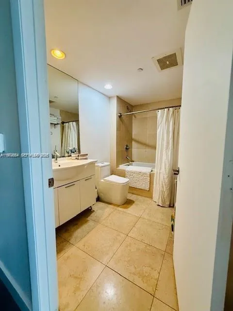 475 Brickell Ave # 4910, Miami FL 33131