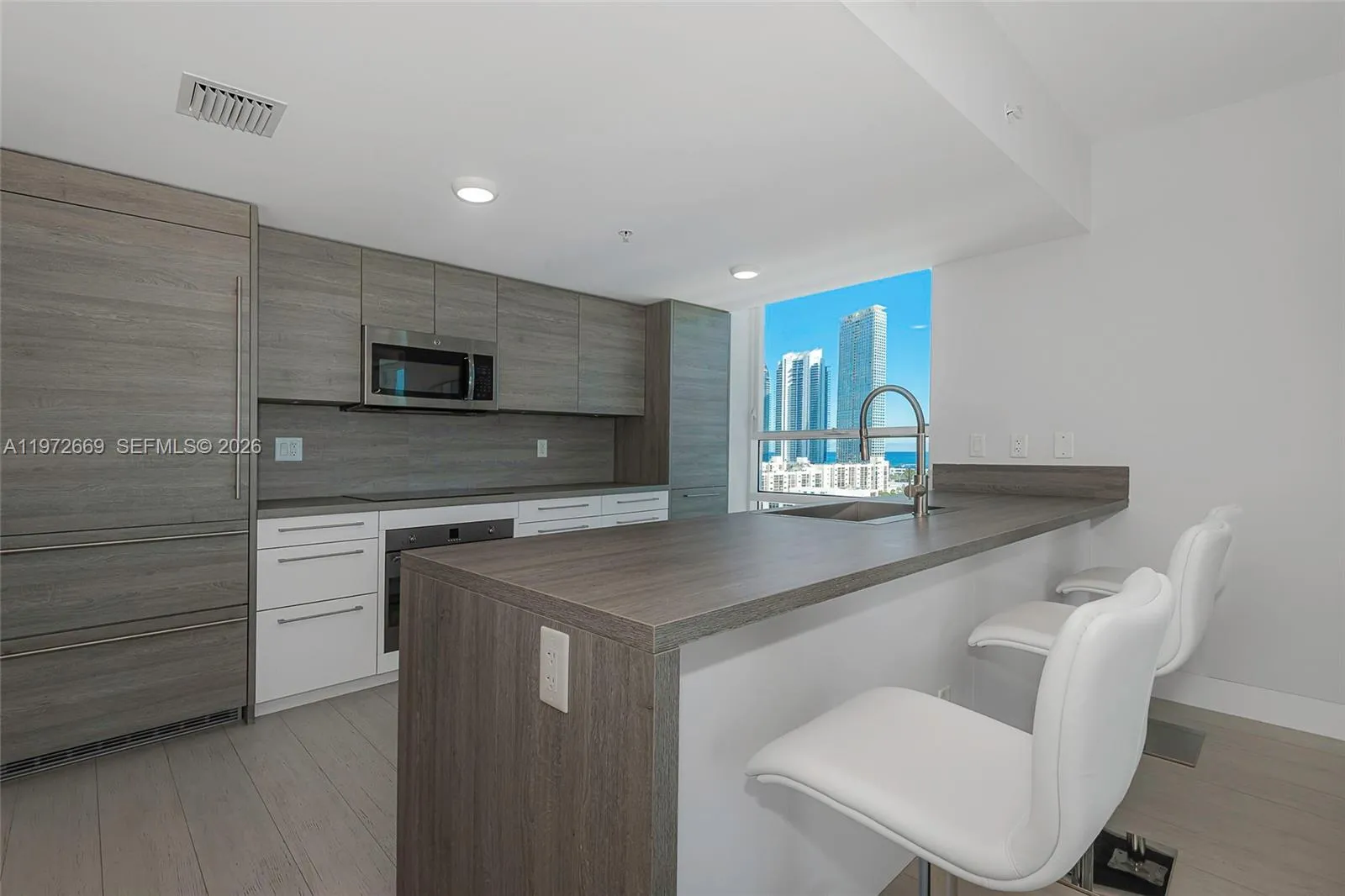 400 Sunny Isles Blvd UNIT, Sunny Isles Beach FL 33160