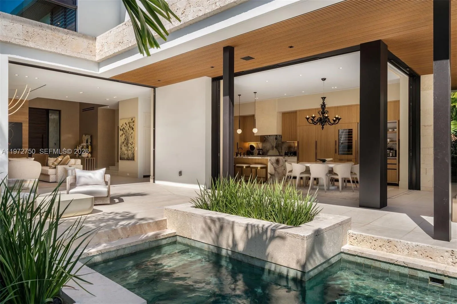 2145 Meridian Ave, Miami Beach FL 33139