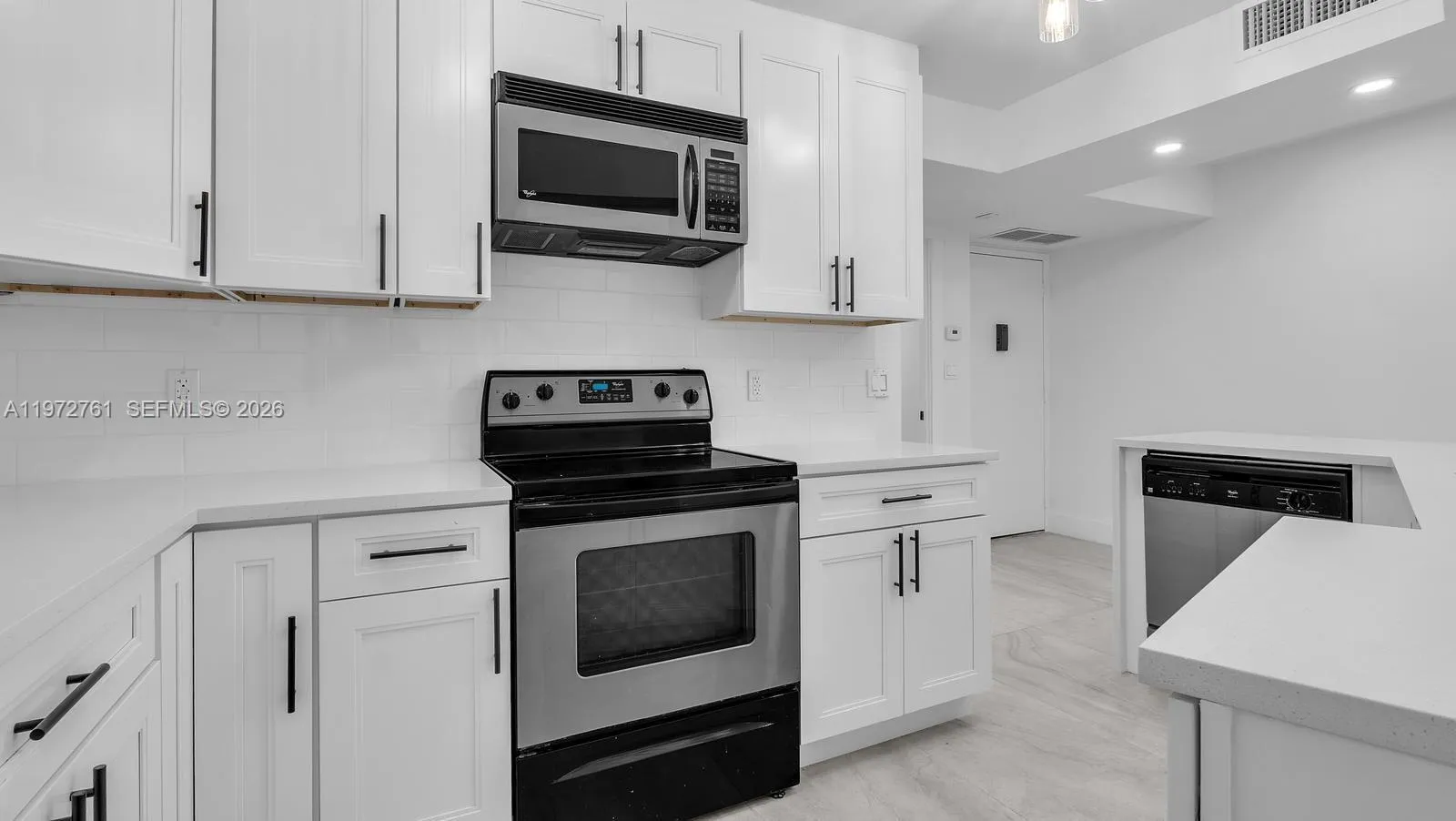6911 Environ Blvd # 4J, Lauderhill FL 33319