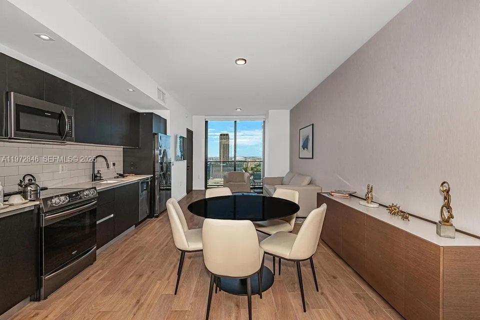 398 NE 5th St # 2418, Miami FL 33132