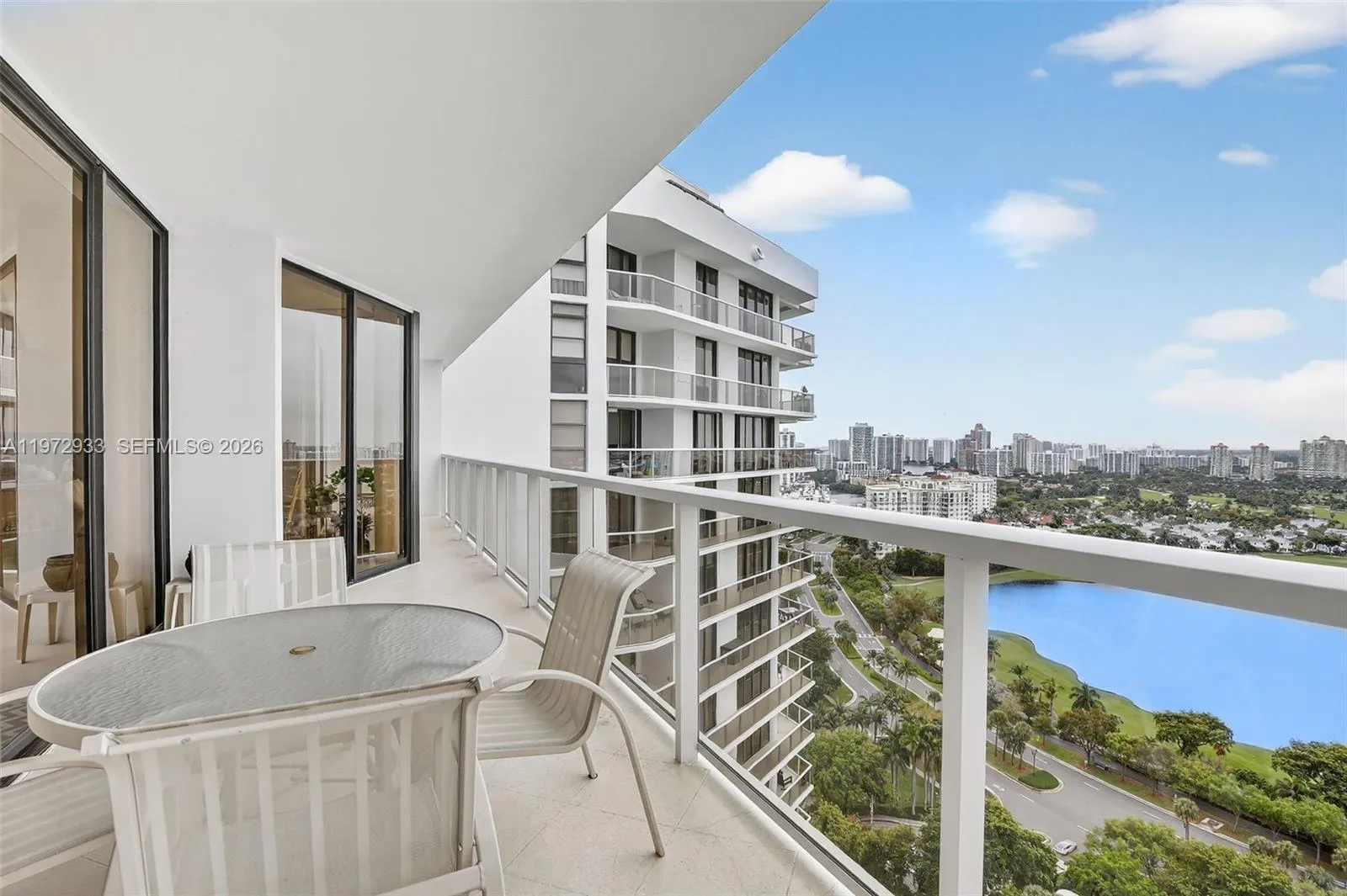 20281 E Country Club Dr # 2403, Aventura FL 33180