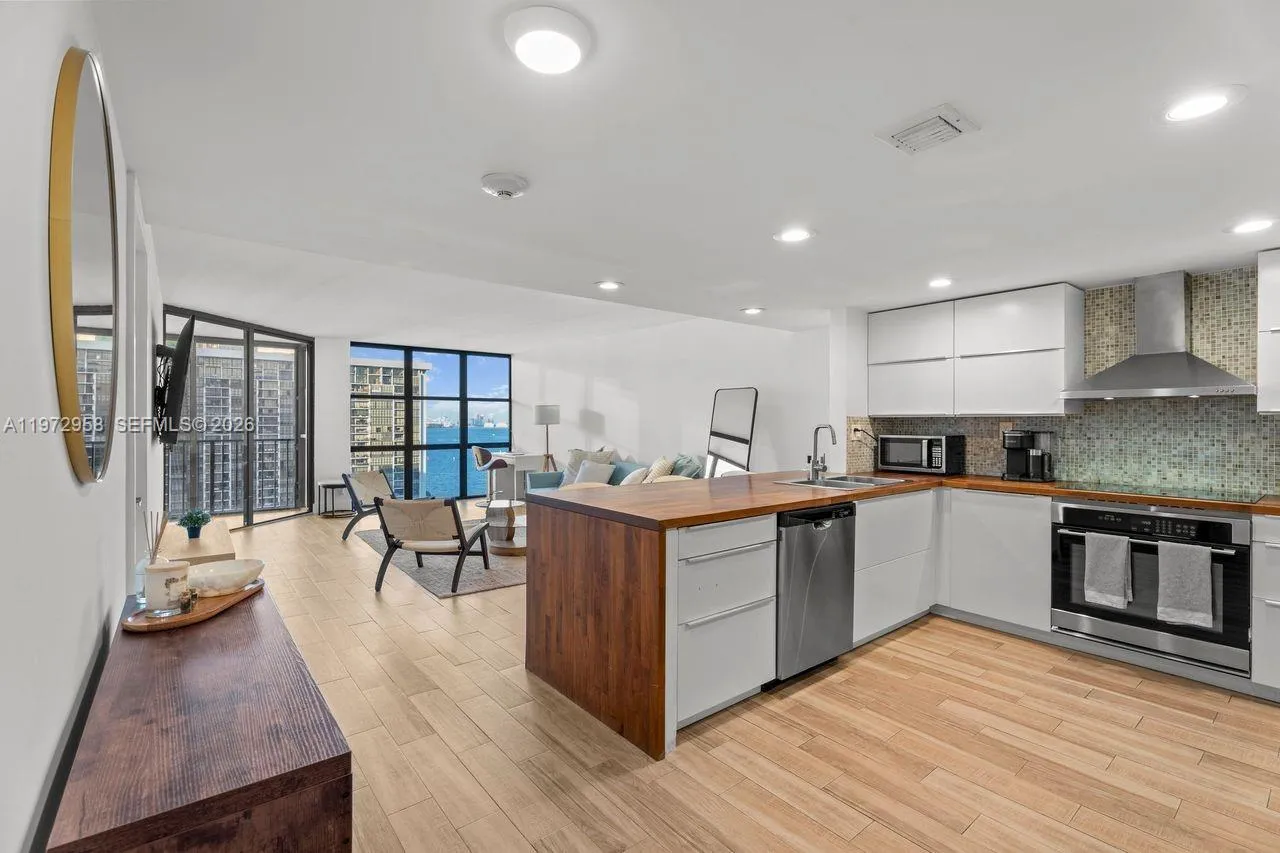 1925 NE Brickell Ave # 1703, Miami FL 33129