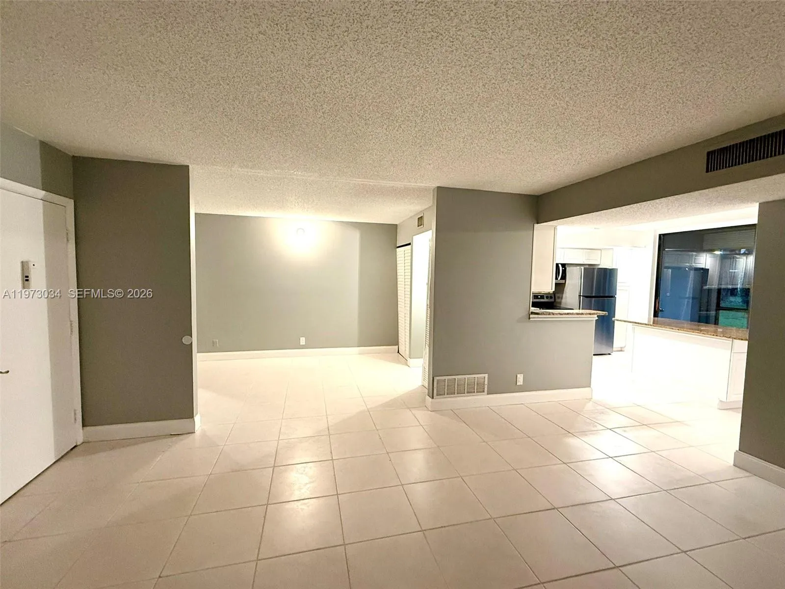 5220 Las Verdes Cir # 114, Delray Beach FL 33484