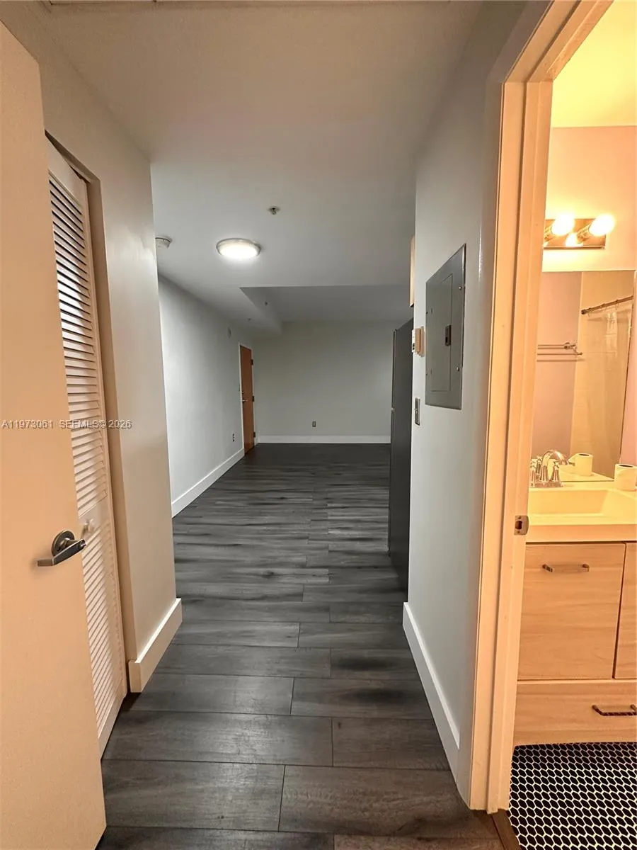 1542 Drexel Ave # 107, Miami Beach FL 33139