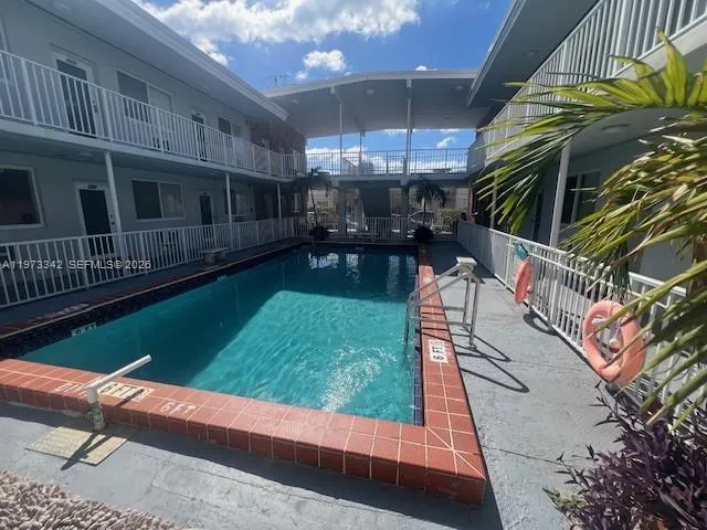 1 bath for sale at 305 69th St # 205, Miami Beach FL 33141