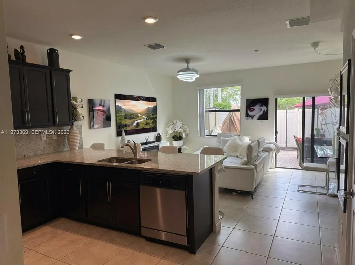 3400 W 92nd Pl, Hialeah FL 33018