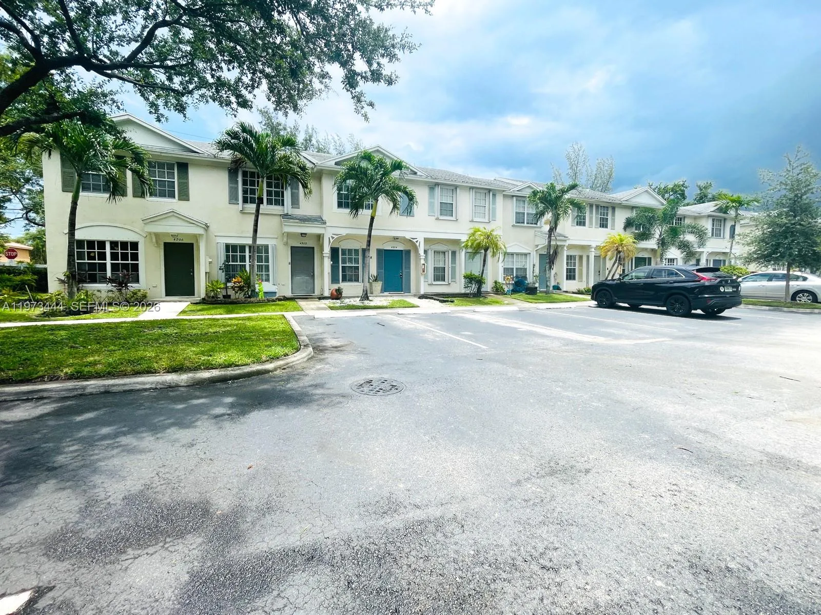 4904 SW 31st Ter, Dania Beach FL 33312