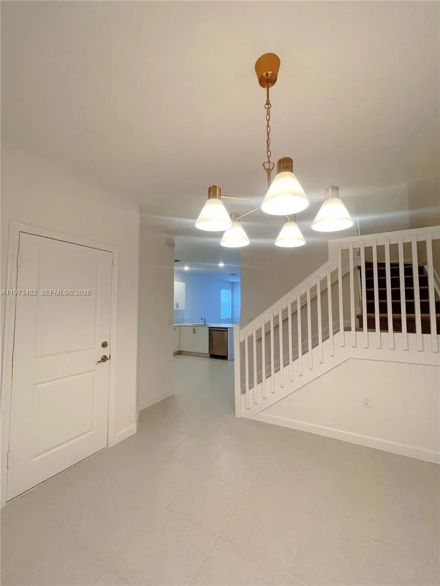 2603 SE 11th St, Homestead FL 33035